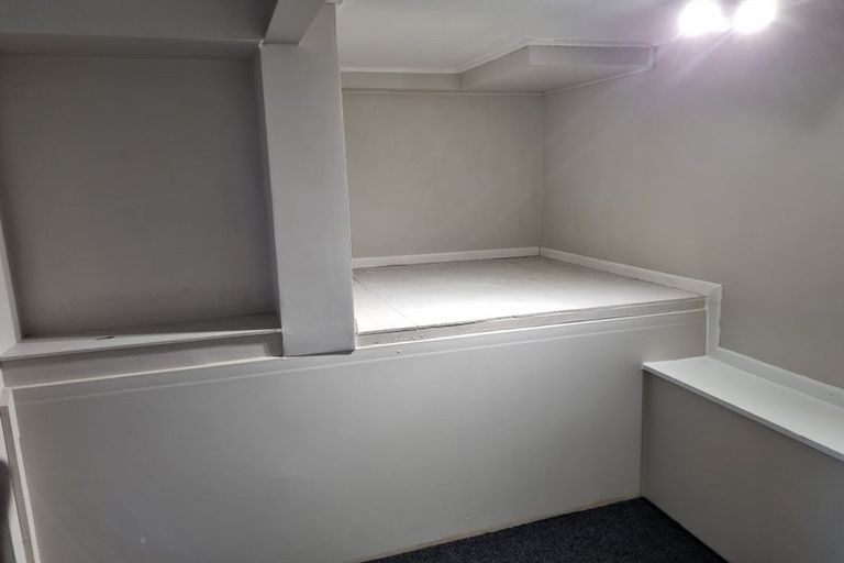 Photo of property in 7 Crystal Avenue, Glendene, Auckland, 0602