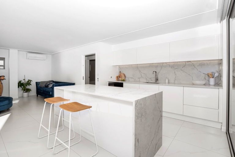 Photo of property in 88 Marine Parade, Mount Maunganui, 3116