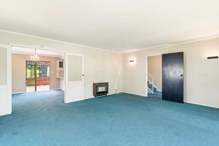Photo of property in 2 Thurso Grove, Papakowhai, Porirua, 5024