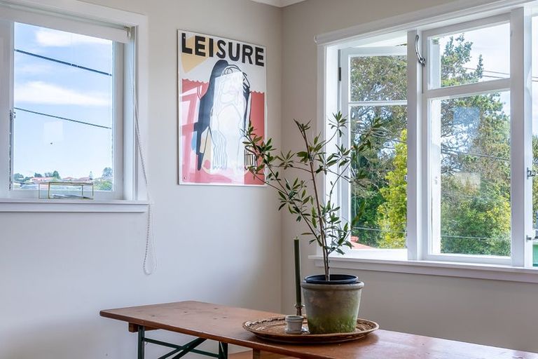 Photo of property in 79 Farquhar Road, Glendene, Auckland, 0602