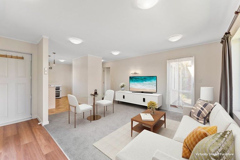 Photo of property in 29 Oakleigh Street, Maungaraki, Lower Hutt, 5010