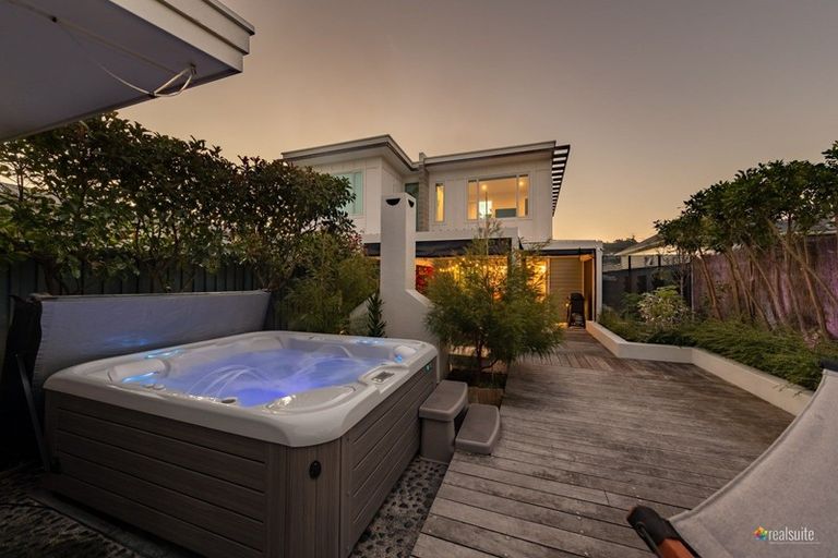 Photo of property in 6b Nelson Street, Petone, Lower Hutt, 5012