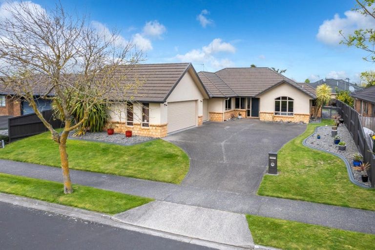 Photo of property in 10 Cranmer Close, Rototuna North, Hamilton, 3210