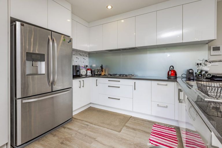 Photo of property in 3 Veneta Close, Flat Bush, Auckland, 2019