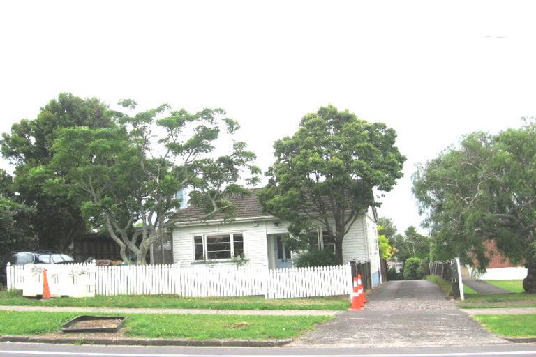 Photo of property in 69 Hamlin Road, Mount Wellington, Auckland, 1060