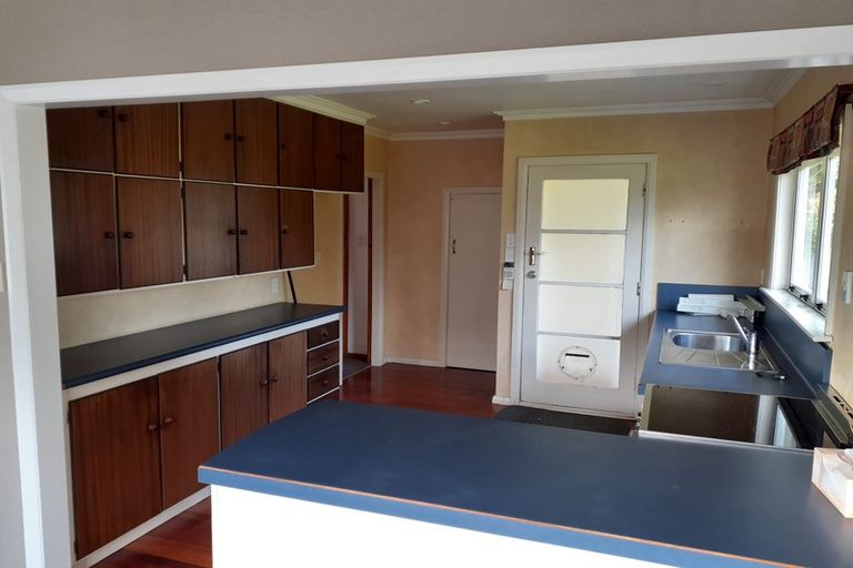 Photo of property in 12 Miles Place, Awapuni, Palmerston North, 4412