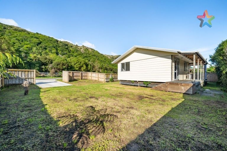 Photo of property in 3 Rongomau Lane, Raumati South, Paraparaumu, 5032