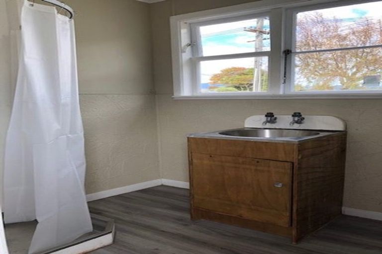 Photo of property in 577 Queen Street East, Levin, 5510