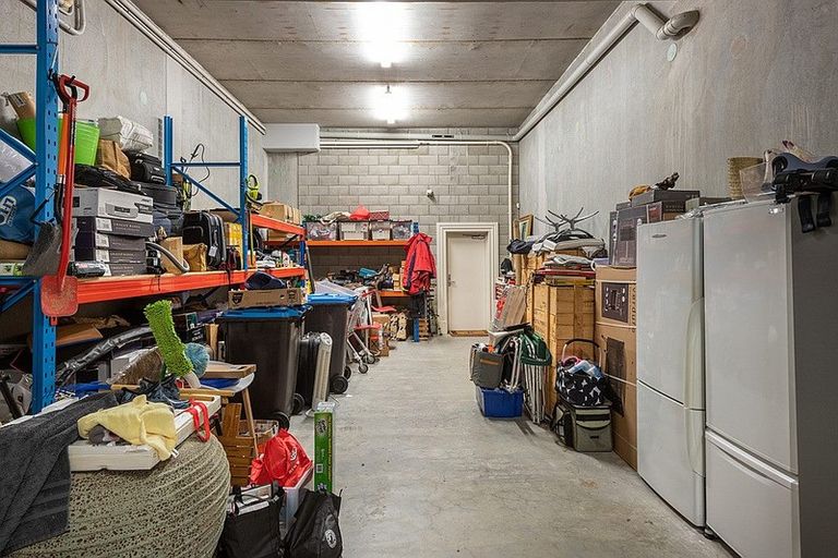 Photo of property in 14a Gibbons Road, Takapuna, Auckland, 0622