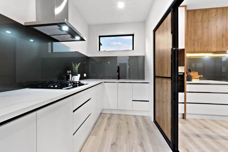 Photo of property in 16 Turret Lane, Hobsonville, Auckland, 0616