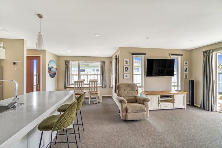 Photo of property in 5 Cossar Street, Burwood, Christchurch, 8083