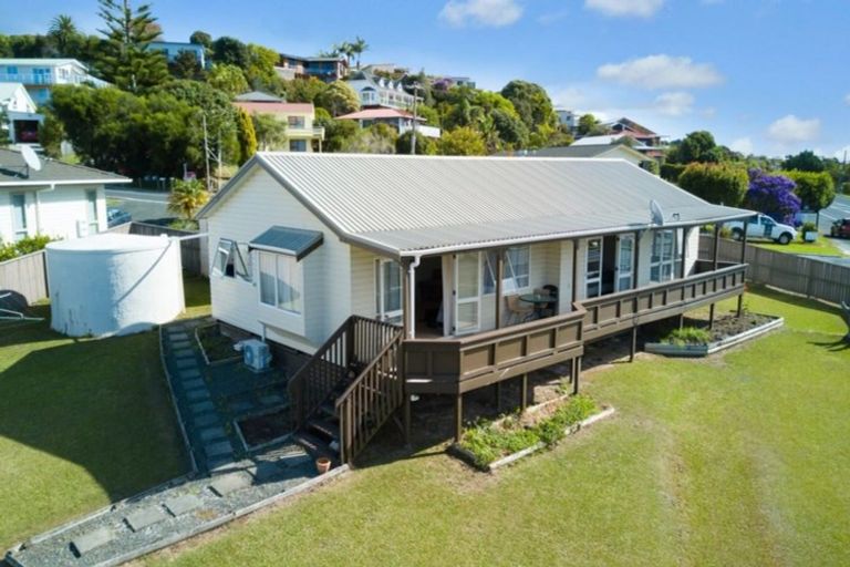 Photo of property in 2 Cable Bay Block Road, Cable Bay, 0420