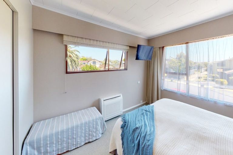 Photo of property in 19 Akepiro Place, Tawhero, Whanganui, 4501