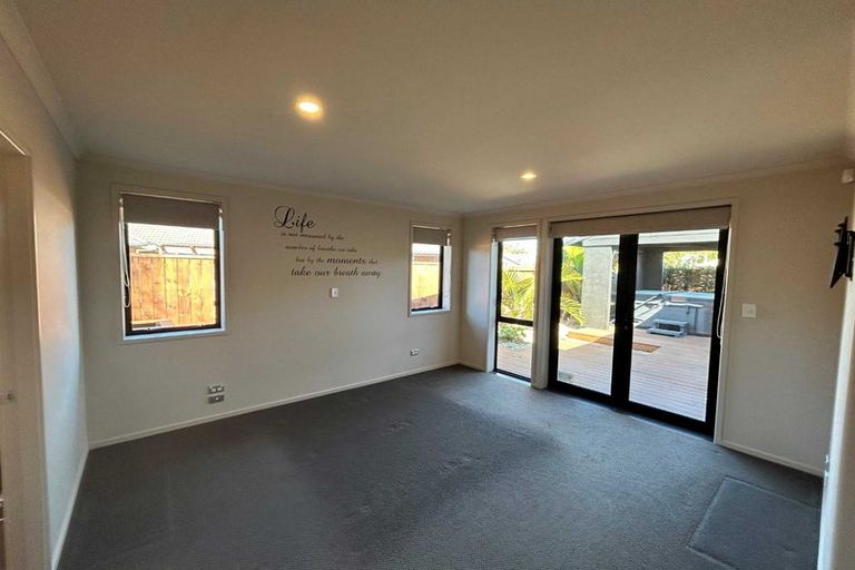 Photo of property in 63 Carrington Drive, Papamoa Beach, Papamoa, 3118