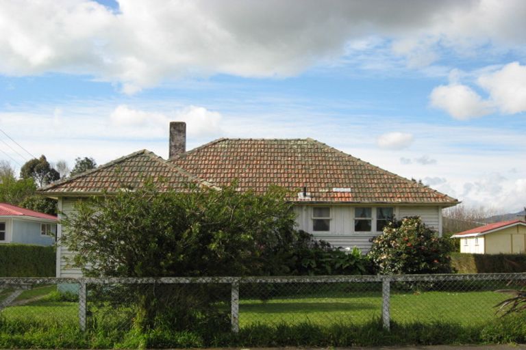 Photo of property in 77 Stout Street, Shannon, 4821