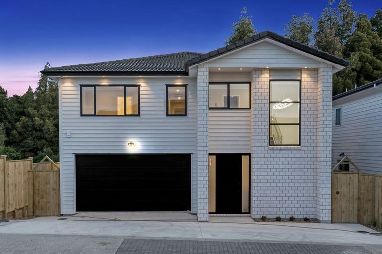 Photo of property in 2e Hughs Way, Flat Bush, Auckland, 2019