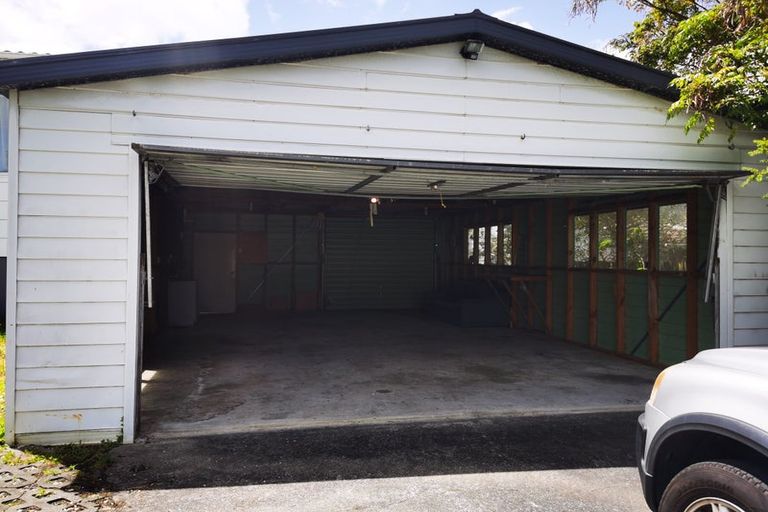 Photo of property in 9 Sumich Place, West Harbour, Auckland, 0618