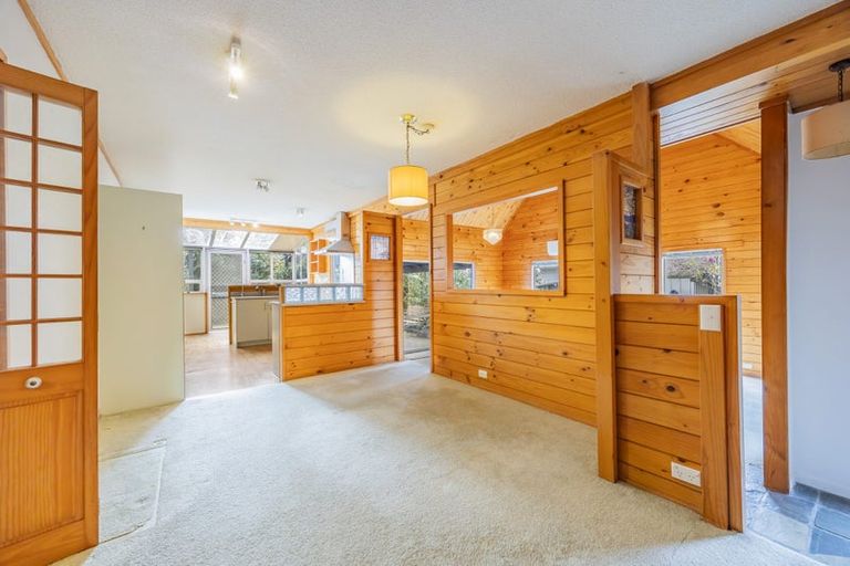 Photo of property in 93 Wiseley Road, West Harbour, Auckland, 0618