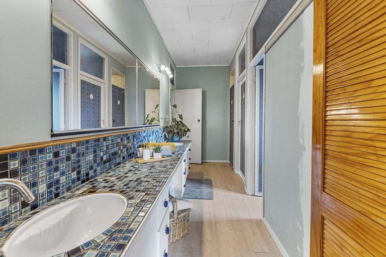 Photo of property in 334 Swanson Road, Ranui, Auckland, 0612