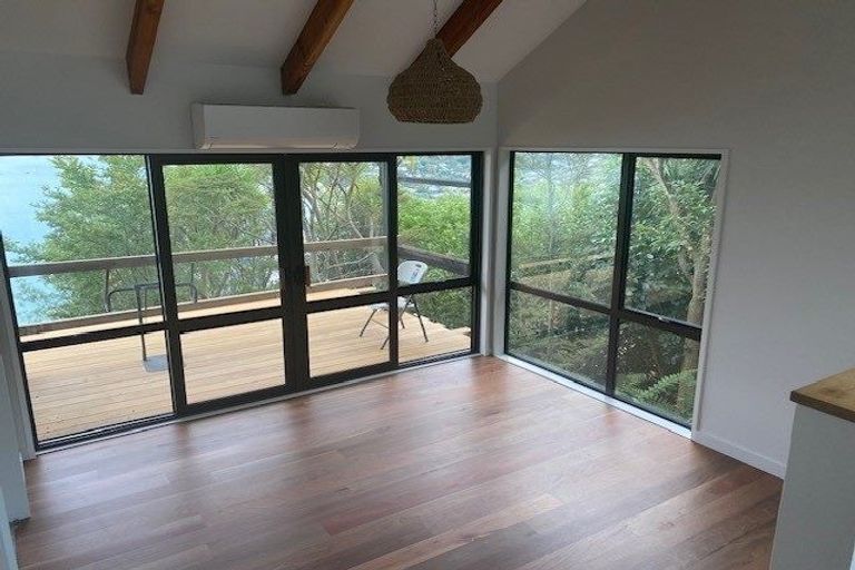 Photo of property in 24 Gilmour Terrace, Lyttelton, 8082