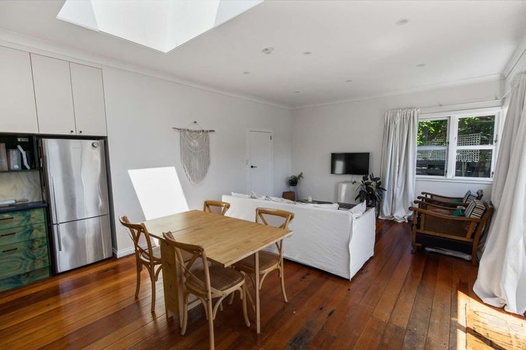 Photo of property in 1/235 Waterloo Road, Hutt Central, Lower Hutt, 5011