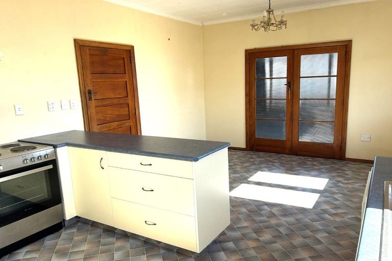 Photo of property in 74 Lincoln Road, Masterton, 5810