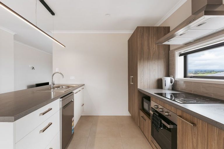 Photo of property in 99 Sentinel Avenue, Omokoroa, 3114