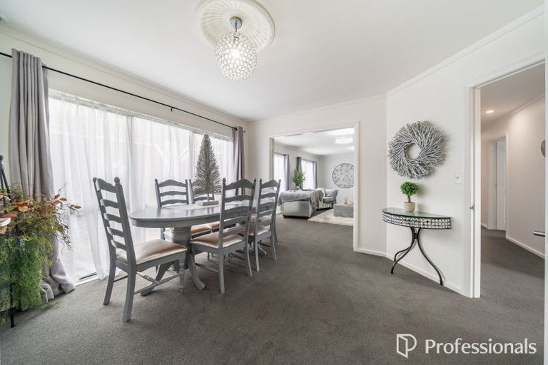 Photo of property in 10 Cottle Heath Close, Manor Park, Lower Hutt, 5019