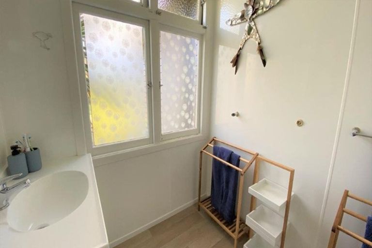 Photo of property in 746 Abel Tasman Drive, Pohara, Takaka, 7183