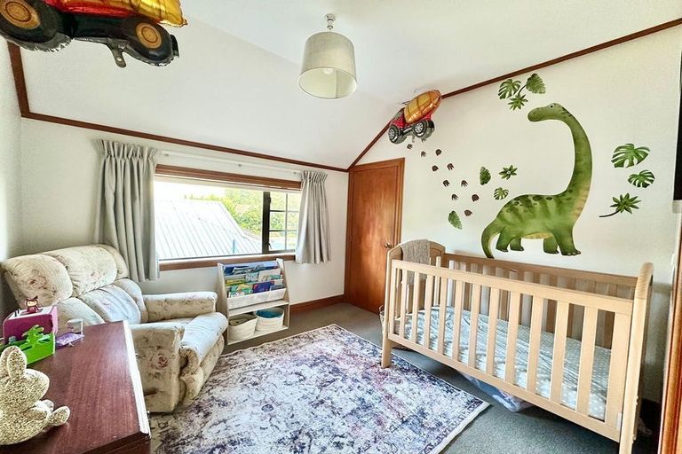 Photo of property in 7 Thornycroft Avenue, Epuni, Lower Hutt, 5011