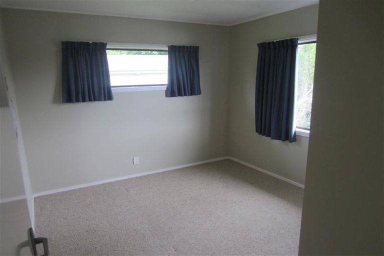 Photo of property in 13 Chester Road, Tawa, Wellington, 5028