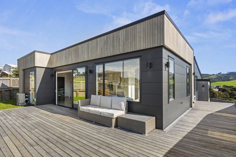 Photo of property in 4 Omahina Street, Raglan, 3225