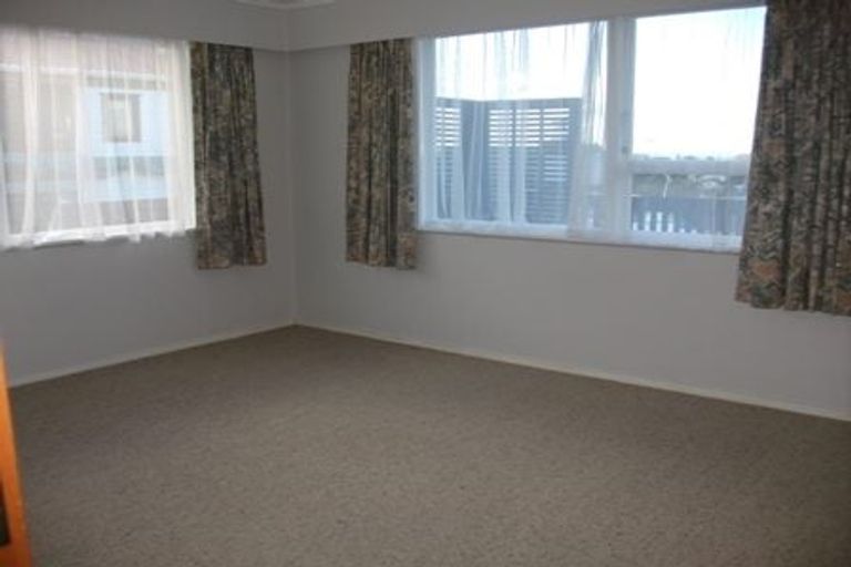 Photo of property in 17 Rakino Avenue, Manly, Whangaparaoa, 0930