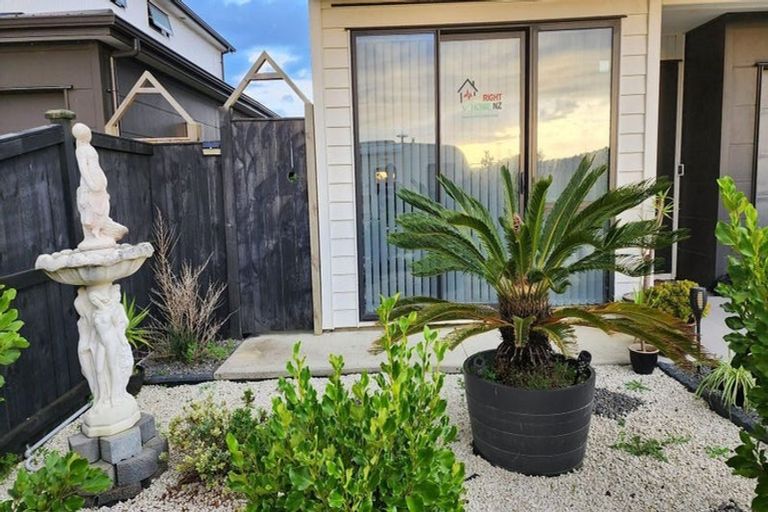 Photo of property in 24 Ascent Street, Flat Bush, Auckland, 2019