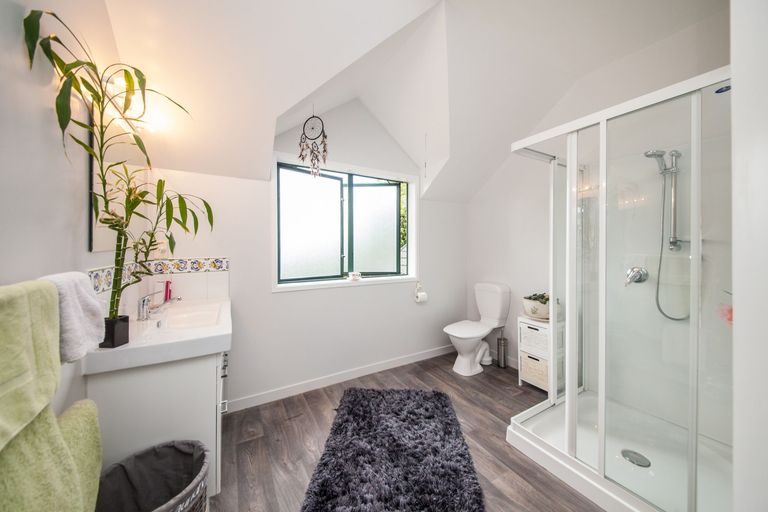 Photo of property in 7 The Oaks, Awapuni, Palmerston North, 4412