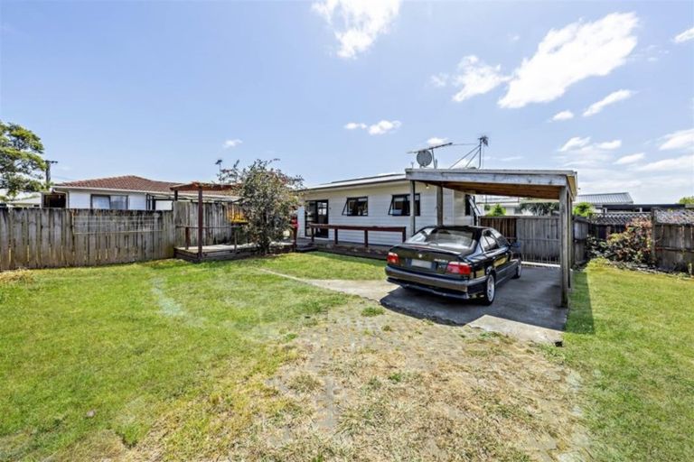 Photo of property in 6 Waterview Road, Favona, Auckland, 2024