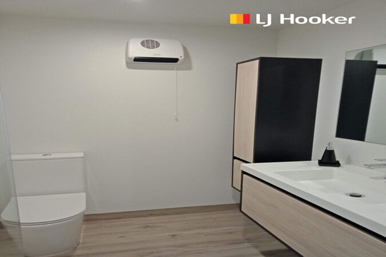 Photo of property in 94 Moana Crescent, Musselburgh, Dunedin, 9013