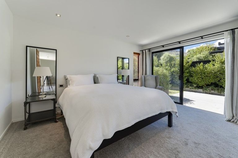 Photo of property in 1 Larkins Way, Arthurs Point, Queenstown, 9371