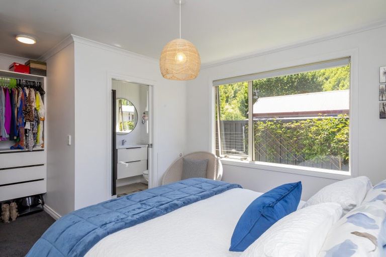 Photo of property in 15a Daveys Place, Arrowtown, 9302