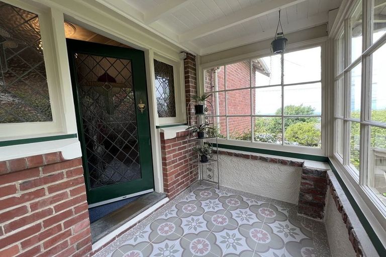 Photo of property in 71 Moana Crescent, Musselburgh, Dunedin, 9013