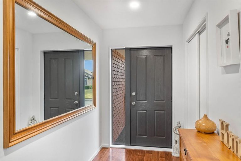 Photo of property in 31 Vasari Grange, Rolleston, 7614