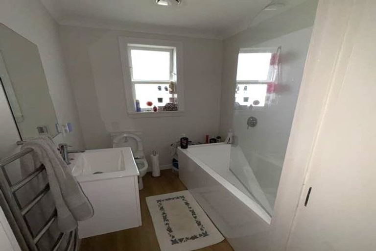 Photo of property in 16 Wilton Street, Levin, 5510