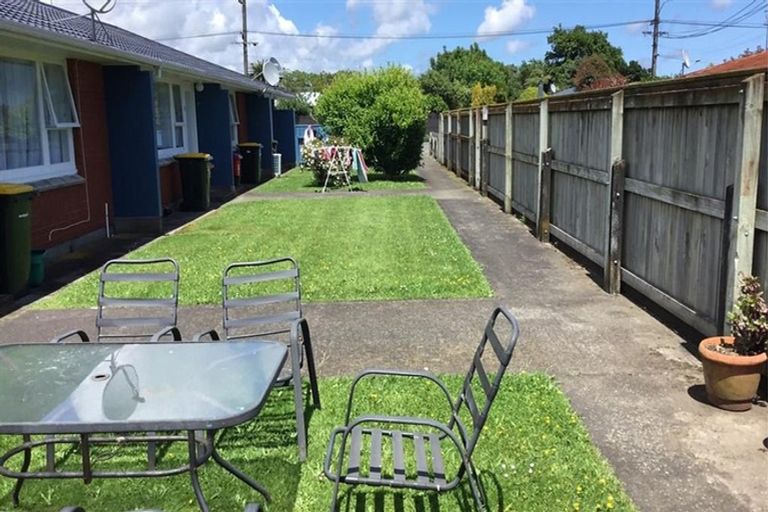 Photo of property in 14-16 Mako Mako Road, Levin, 5510