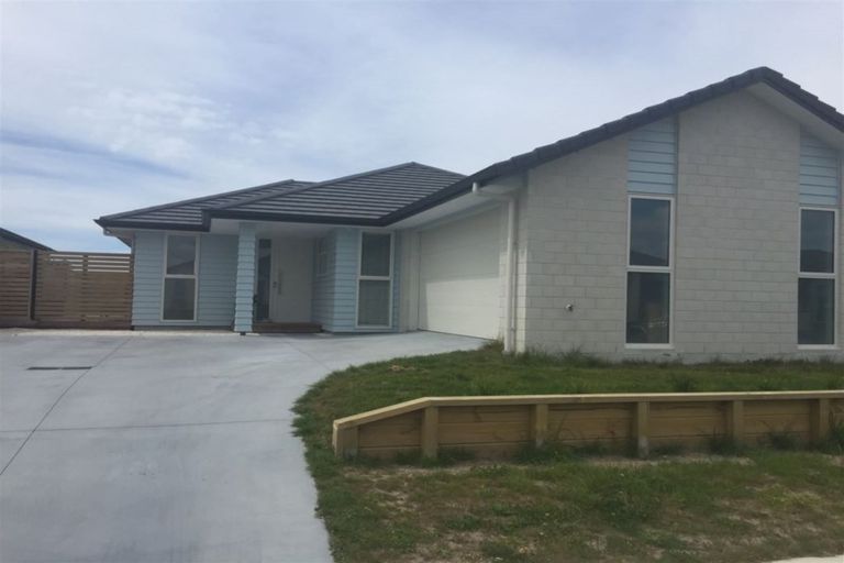 Photo of property in 10 Kuru Place, Papamoa, 3118