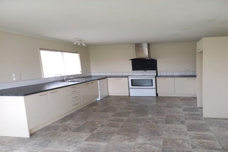 Photo of property in 6 Belle Maison Court, Levin, 5510