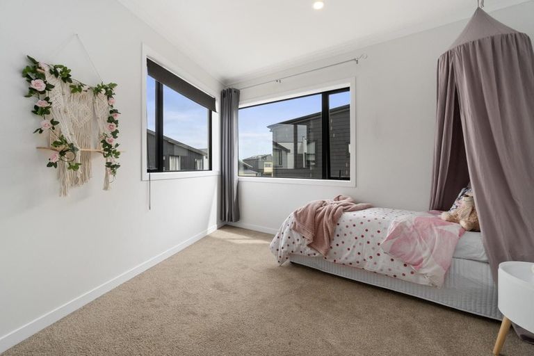 Photo of property in 8 Frank Gill Road, Hobsonville, Auckland, 0616