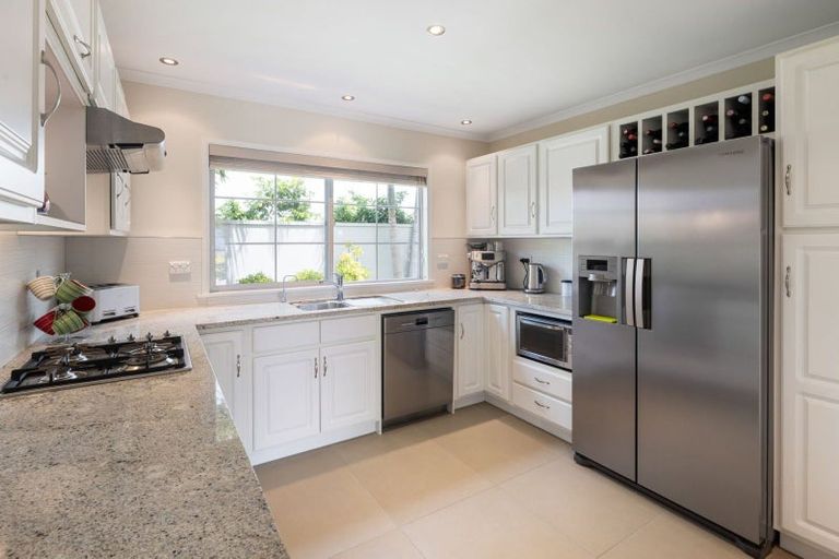 Photo of property in 12 Featherstone Drive, Flagstaff, Hamilton, 3210