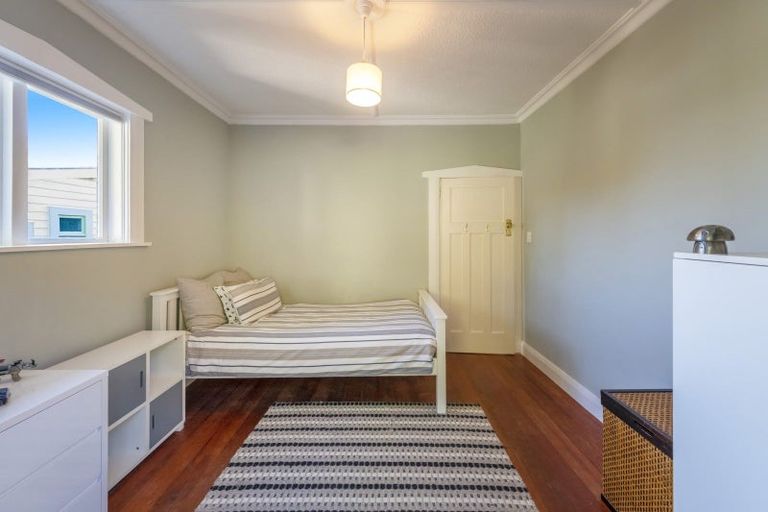 Photo of property in 24 Totara Road, Miramar, Wellington, 6022