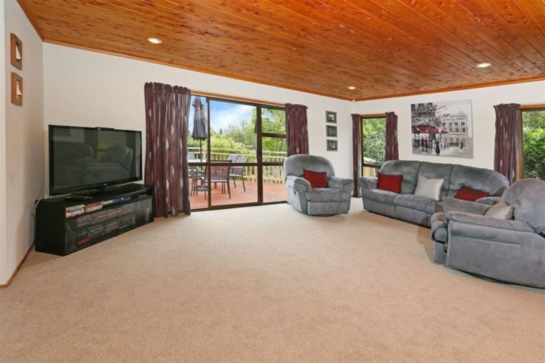 Photo of property in 20 Palomino Drive, Henderson, Auckland, 0612