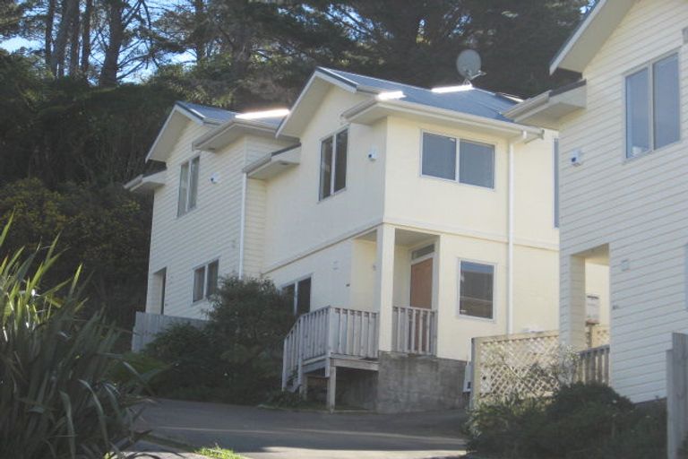 Photo of property in 23a Percy Dyett Drive, Karori, Wellington, 6012